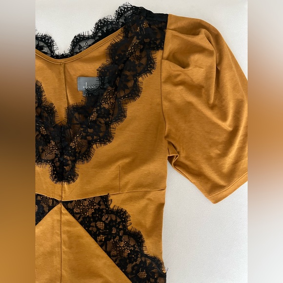 By Anthropologie lace-trimmed tee - Picture 8 of 11